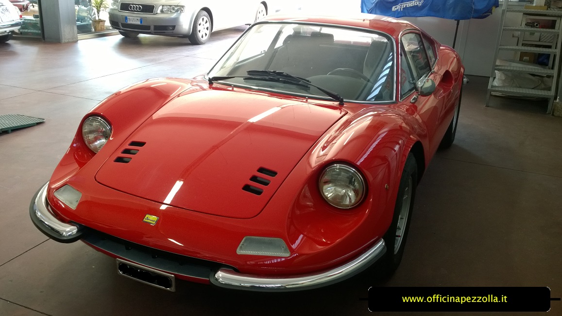 Ferrari Dino GT 246 del 1972 Officina Pezzolla